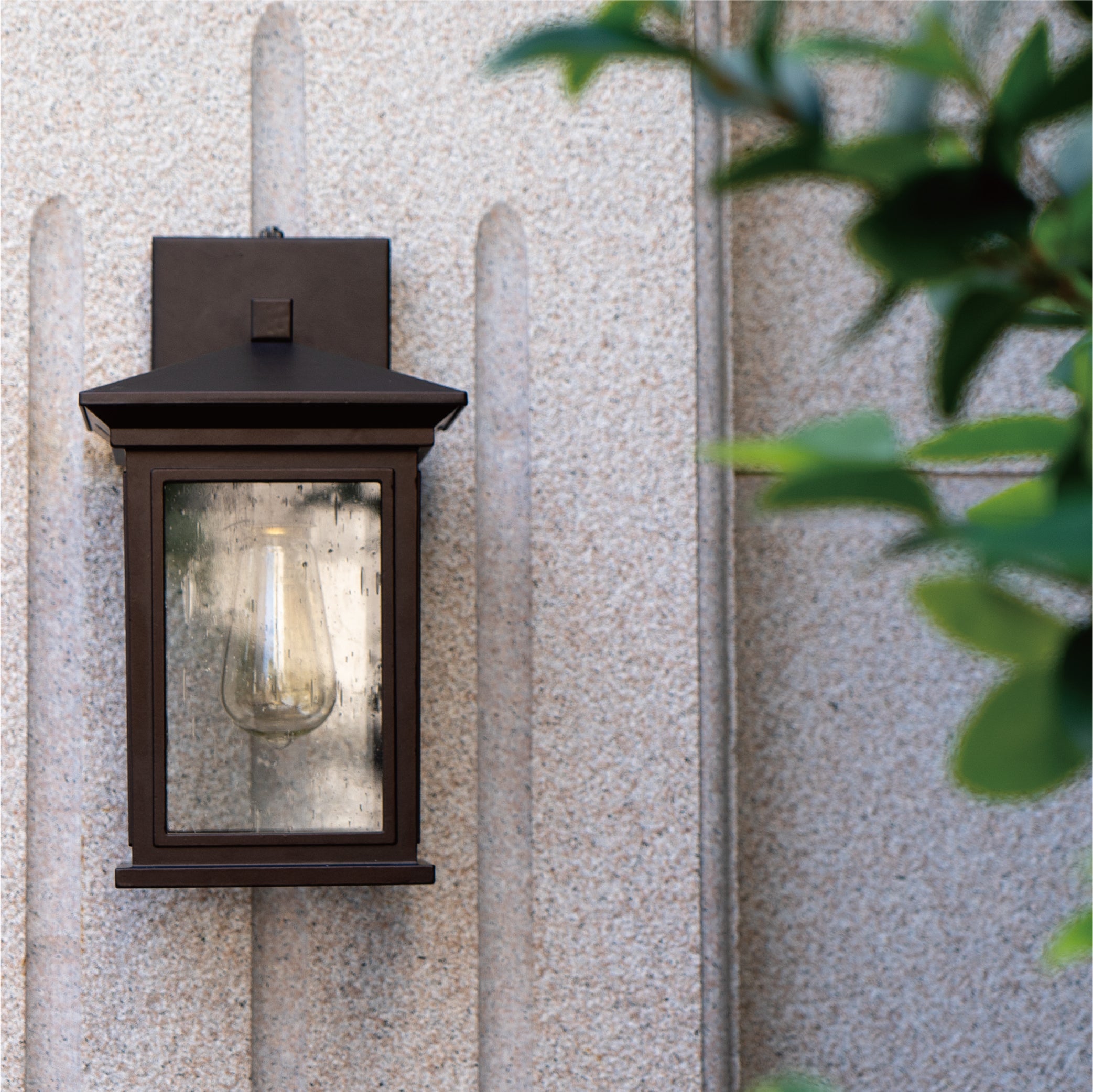 CG Outdoor Wall Light